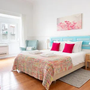 De 140 M² En Sao Joao De Deus, Con 4 Habitación , Lisboa Portugal